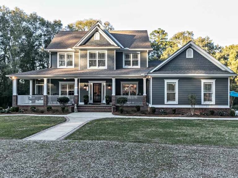 Choosing Dark Siding Colors: 3 Things to Consider – Northeast Gutters ... - Gray Siding With Dark Purple